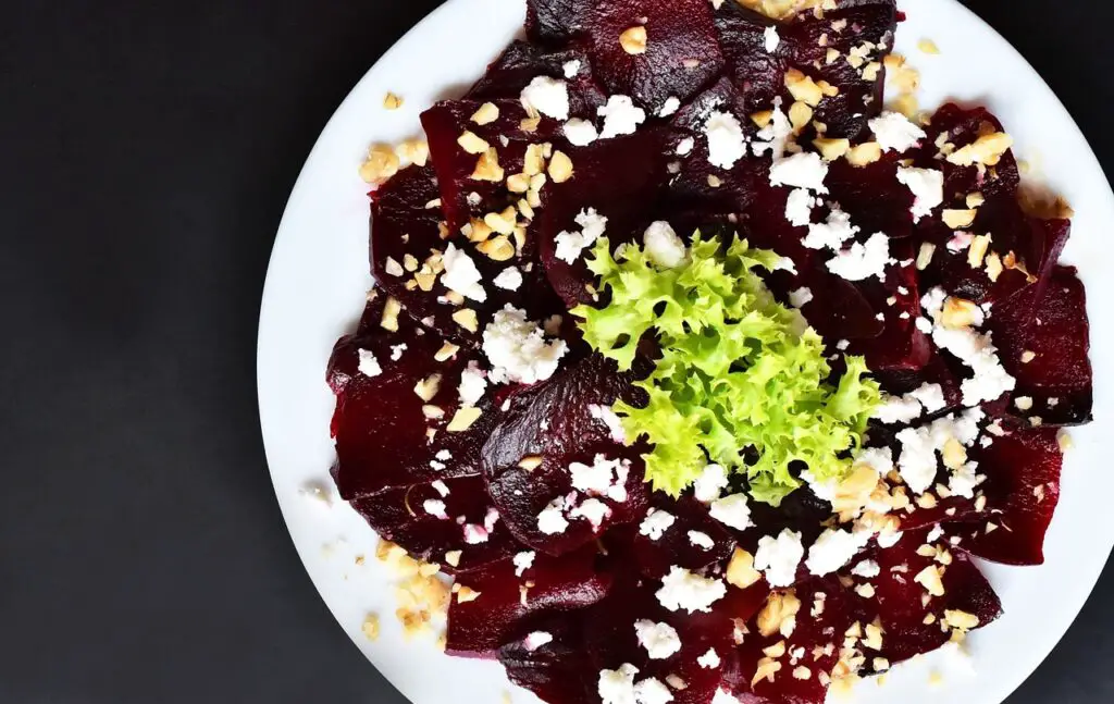 Salade de betterave revisitée : fraîcheur, peps et couleur dans votre assiette !