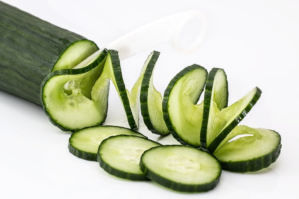 Carpaccio de Concombre au Citron et à la Menthe : L’Entrée Minceur qui Croque la Vie !