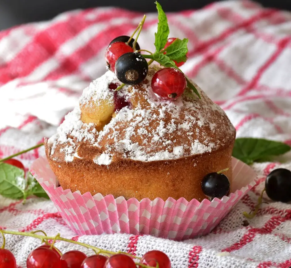 Gâteau au Yaourt : La Recette Facile, Moelleuse et Inratable !