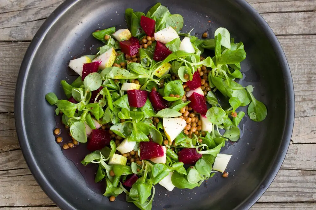 Salade de betterave revisitée : fraîcheur, peps et couleur dans votre assiette !