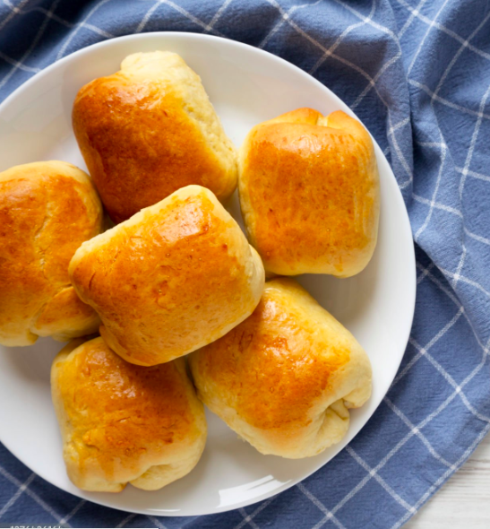 Recette des Petits Pains au Lait : Moelleux, Dorés et Irrésistibles