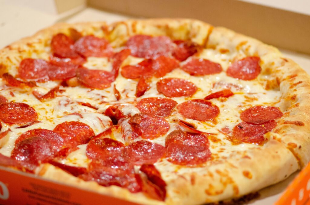 Pizza Pepperoni : Une Explosion de Saveurs et de Piquant