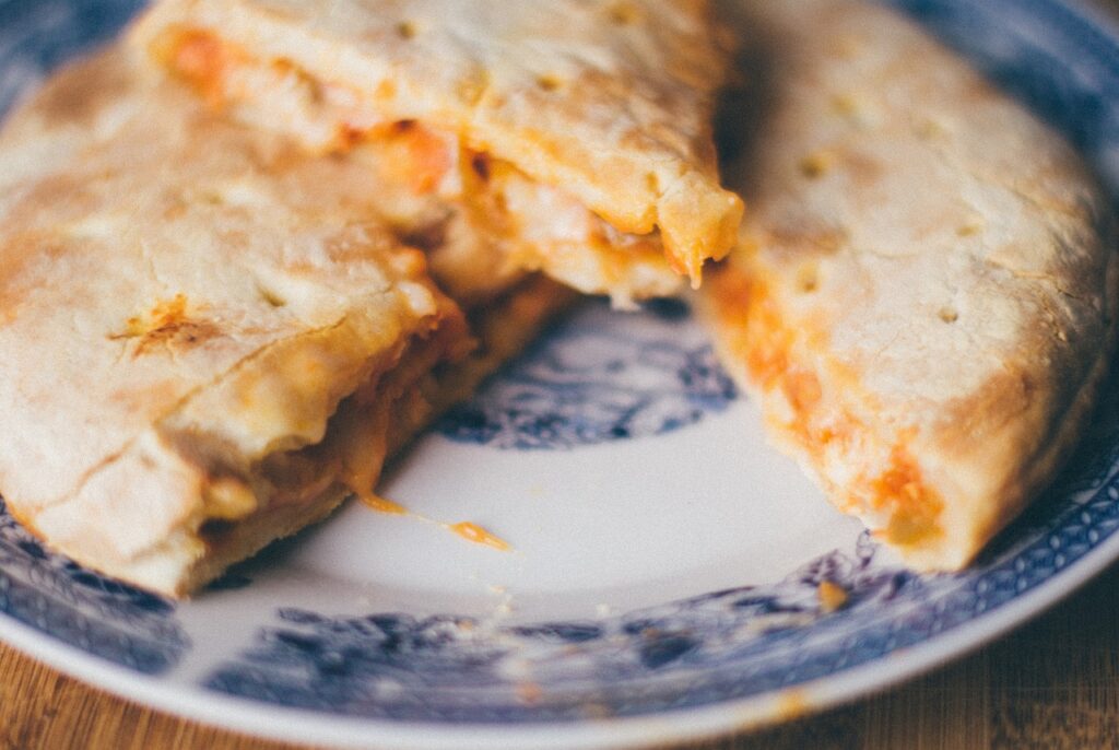đ„ Pizza Calzone : Le Chausson Farci Ă lâItalienne Qui Fait Craquer