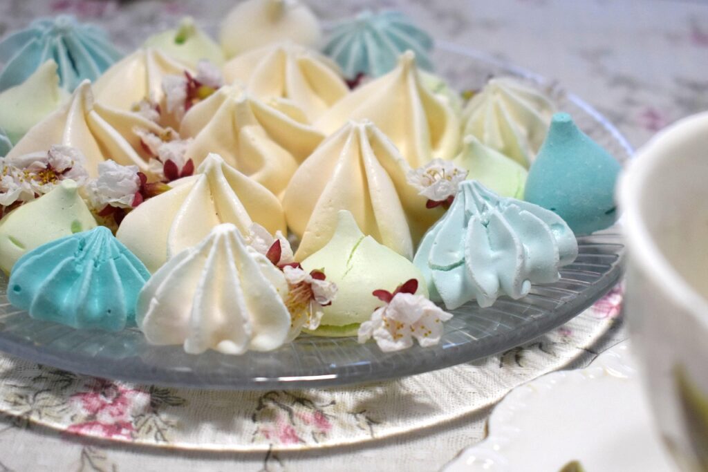Meringue maison facile : la recette magique pour des nuages sucrés irrésistibles