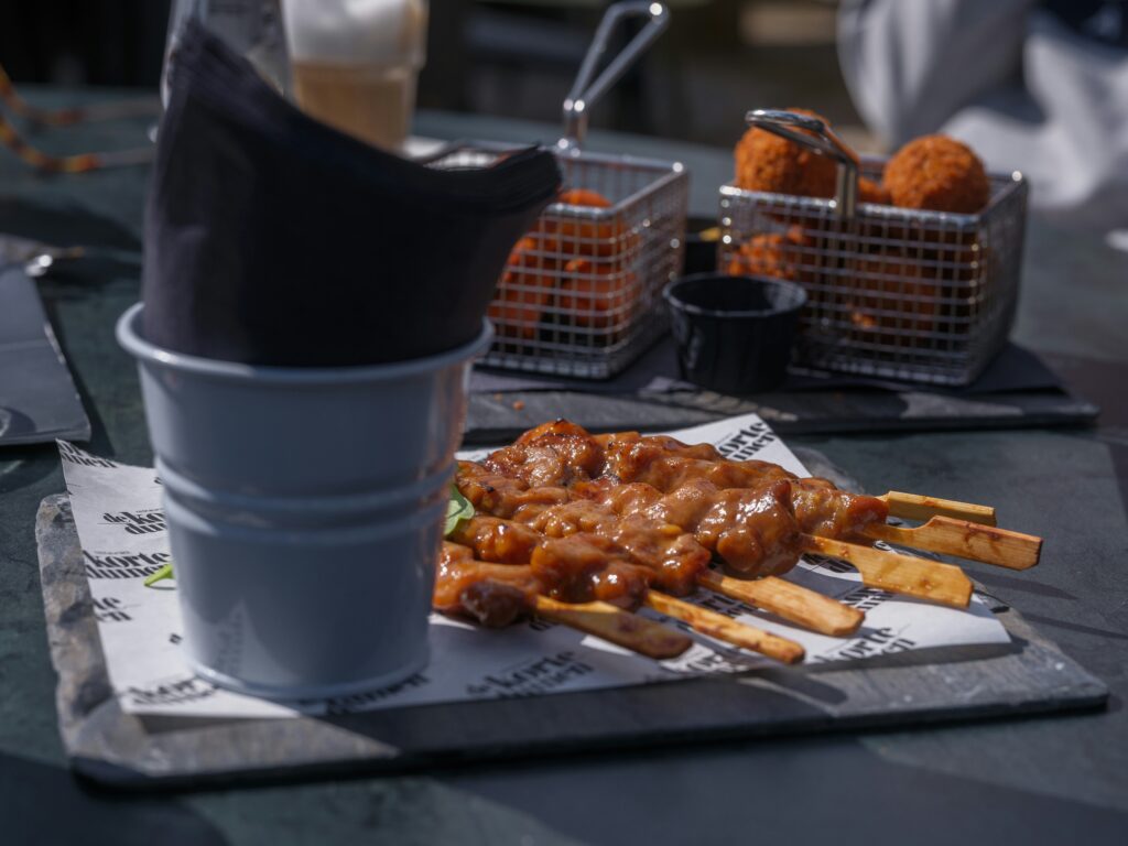 Yakitori Maison : Des Brochettes Japonaises Pleines de Saveurs 🍢🇯🇵