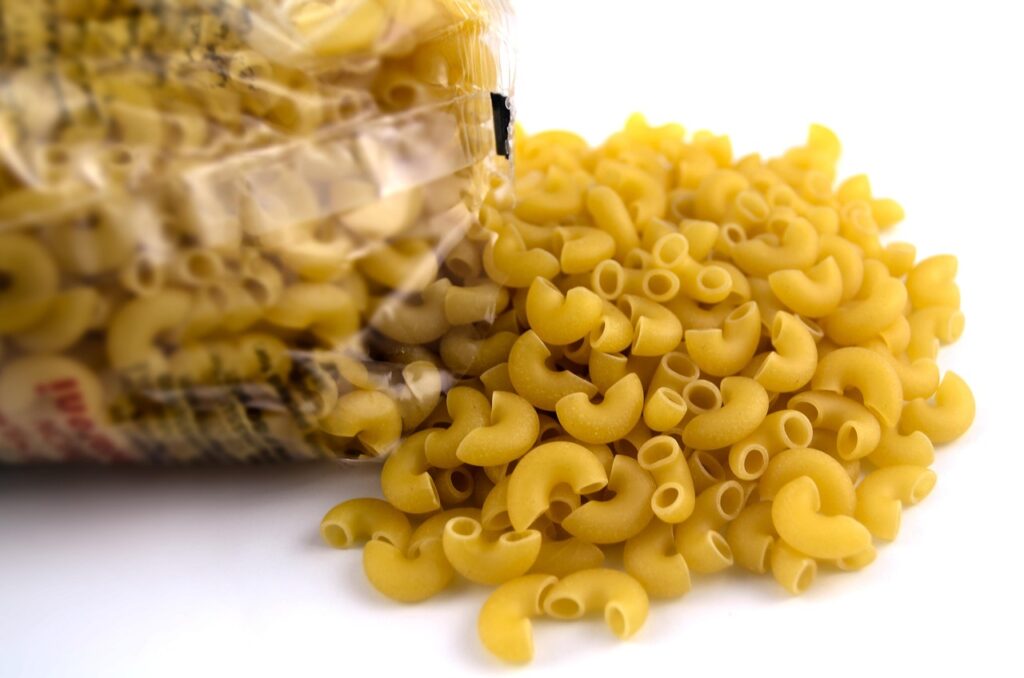 🧀 Macaroni au Fromage Maison : Un Gratin Crémeux et Réconfortant pour Toute la Famille 🍝 Recette de Macaroni au Fromage Maison