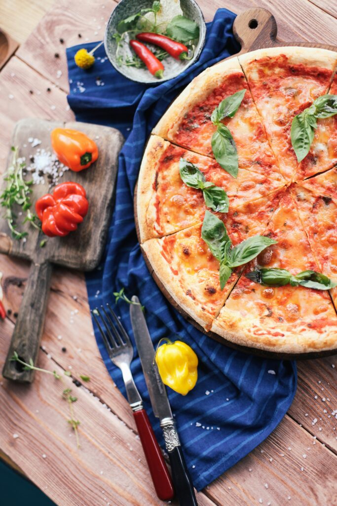 Pizza Margherita : L’Élégance Italienne dans une Tranche
