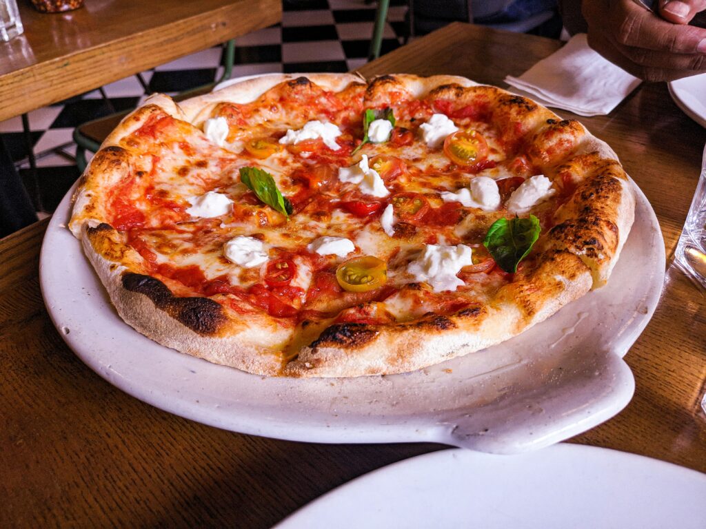 🧀 Pizza Cheese Lovers : Le Rêve Ultime des Fondus de Fromage 🔥