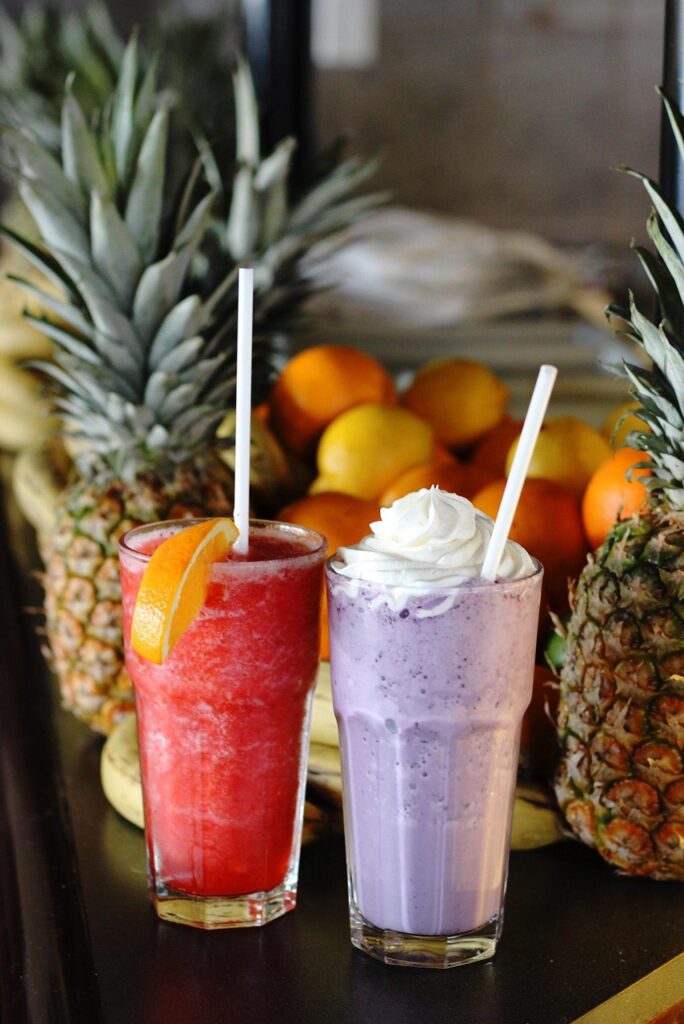 🍌 Smoothie Banane & Fruits : La Gorgée Magique Qui Met de Bonne Humeur ! 🍓